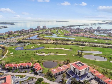 Lake Condo For Sale in St. Petersburg, Florida