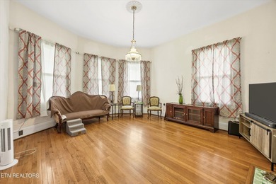 Step into timeless elegance with this beautifully preserved 1907 - photo 22