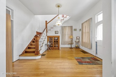 Step into timeless elegance with this beautifully preserved 1907 - photo 23