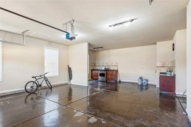 Welcome to 1005 Winmar Drive, a beautifully upgraded 5-bedroom - photo 25