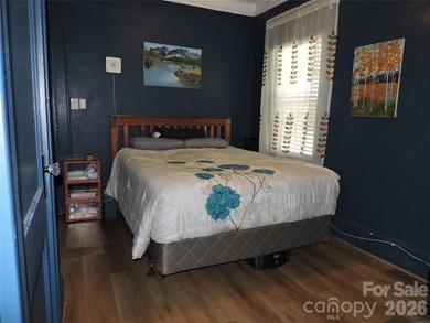 ** REDUCED TO SELL! A MUST SEE! Charming Craftsman Home with - photo 28