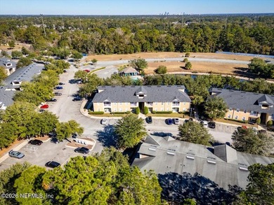 Move-in ready 2BR/2BA first-floor condo in gated Willow Ridge! - photo 29