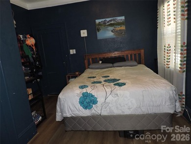 ** REDUCED TO SELL! A MUST SEE! Charming Craftsman Home with - photo 30