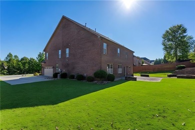 Welcome to 1005 Winmar Drive, a beautifully upgraded 5-bedroom - photo 42