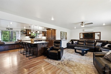 Escape to the mountains without sacrificing modern comfort at 1 - photo 11