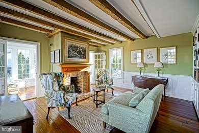 WATERFRONT HOME - ROOTED IN HISTORY Experience the brilliant - photo 12