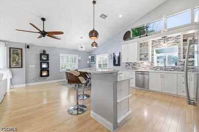 Welcome to your own private Gulf Coast paradise, where luxury - photo 14