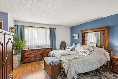 This 4 bedroom 2.5 bath Cambrian home enjoys many upgrades on - photo 17