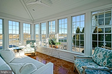 WATERFRONT HOME - ROOTED IN HISTORY Experience the brilliant - photo 17