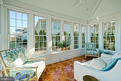 WATERFRONT HOME - ROOTED IN HISTORY Experience the brilliant - photo 18
