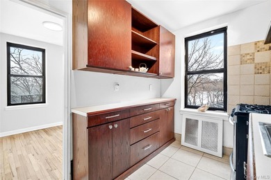 Bright and skillfully updated Junior 1BR on one of the most - photo 24