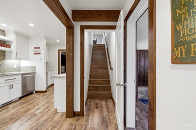 Escape to the mountains without sacrificing modern comfort at 1 - photo 27