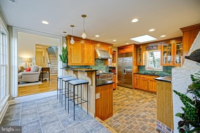 WATERFRONT HOME - ROOTED IN HISTORY Experience the brilliant - photo 28