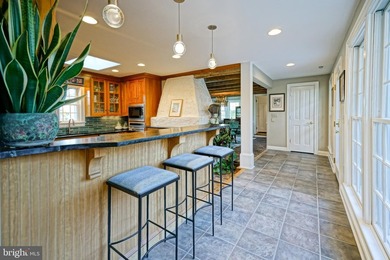 WATERFRONT HOME - ROOTED IN HISTORY Experience the brilliant - photo 29