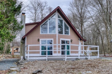 Lake Home For Sale in Tobyhanna, Pennsylvania