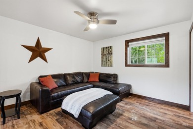 Escape to the mountains without sacrificing modern comfort at 1 - photo 33