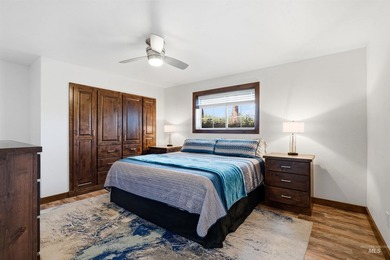 Escape to the mountains without sacrificing modern comfort at 1 - photo 34