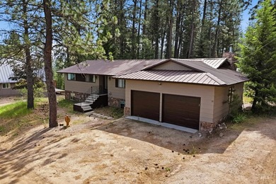Escape to the mountains without sacrificing modern comfort at 1 - photo 47