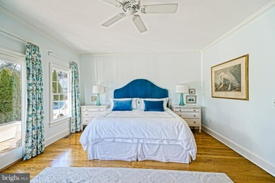 WATERFRONT HOME - ROOTED IN HISTORY Experience the brilliant - photo 49