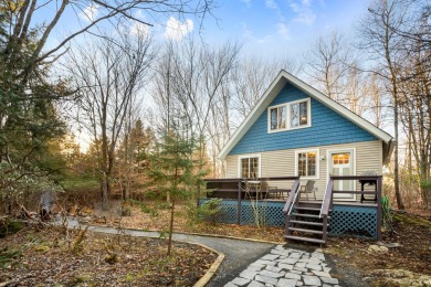 Lake Home For Sale in Tobyhanna, Pennsylvania