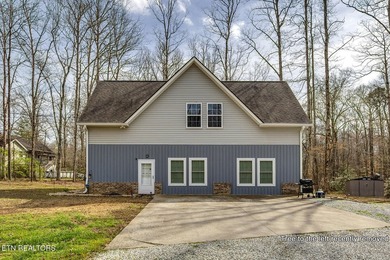 Are you looking for a private lake/water access home that is SOLD - photo 2