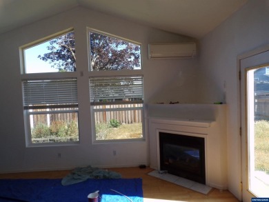 Wilark Park NW! Cul-De-Dac Charming 2 story home with recent