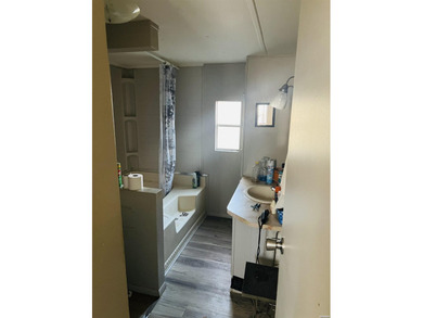 Investors take notice...Three mobile homes(lot not included) - photo 12