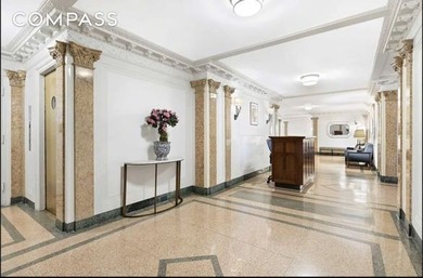 Welcome home! A beautifully renovated classic six of rare - photo 16