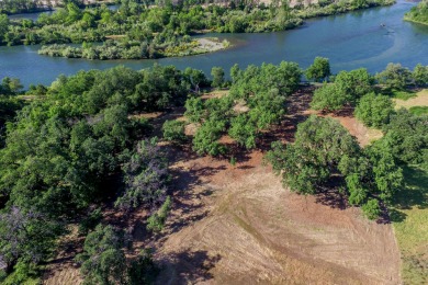 Lake Acreage Off Market in Redding, California