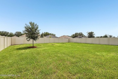 Bright and inviting 3-bedroom, 2-bath home on a spacious corner - photo 33