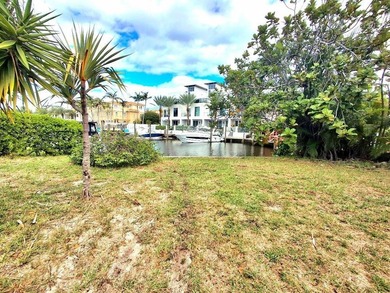 PRIME LOCATION IN LAUDERDALE-BY-THE-SEA! LARGE ALMOST 14,000 - photo 2