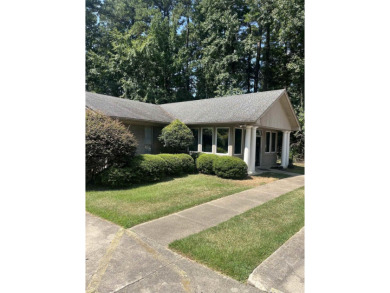 New Listing Monticello!!  Looking for the perfect space with