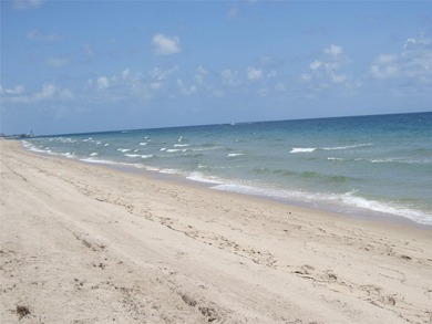 PRIME LOCATION IN LAUDERDALE-BY-THE-SEA! LARGE ALMOST 14,000 - photo 9