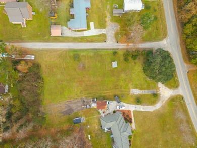 Two residential parcels -- 1.27 acres (TMS 142-05-00-014) and 0 - photo 10