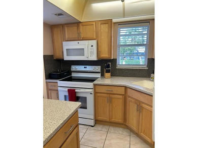 This a fantastic updated unit with 1 full bathroom and 1/2 bath - photo 10