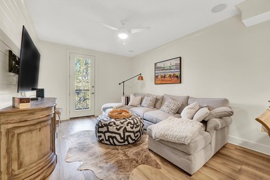 Welcome to your perfect coastal getaway! This beautifully - photo 12