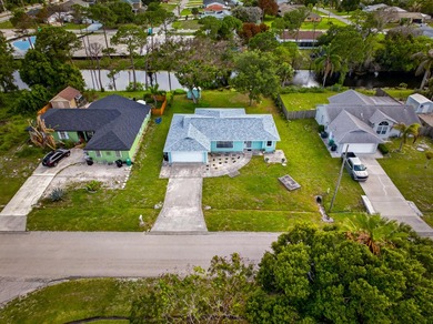 You can have a canal that is connected to the St. Lucie River - photo 3