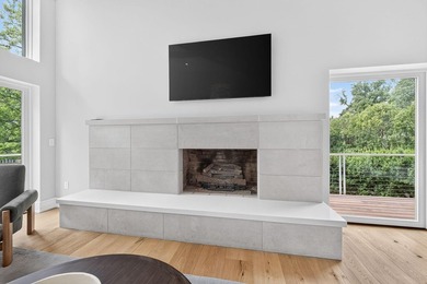 A South of Lane stunner- 1980 Hillside Drive is unlike any home - photo 28
