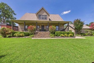 Lake Home For Sale in Norfork, Arkansas