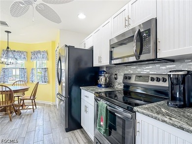 Welcome to this sunny LaConia floorplan in HERONS GLEN GOLF AND - photo 12