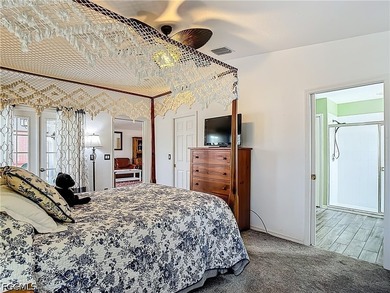 Welcome to this sunny LaConia floorplan in HERONS GLEN GOLF AND - photo 17