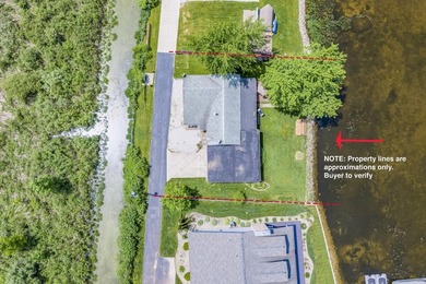 This 2-BD 2-BA 1,200-sq-ft home on a .28-acre lot w/ 90 ft of - photo 27