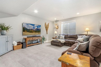 Welcome to this beautifully upgraded Bridgewater home offering 5 - photo 30
