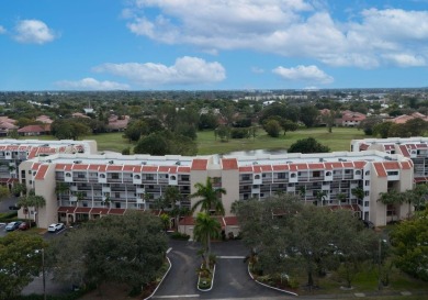 Lake Condo For Sale in Lauderhill, Florida