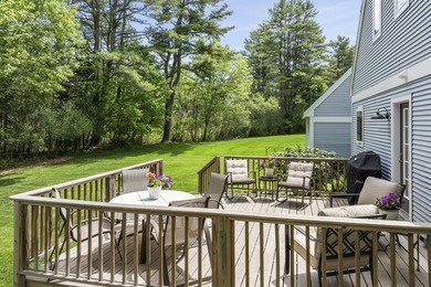 Welcome to this well-maintained, bright, and inviting home - photo 47
