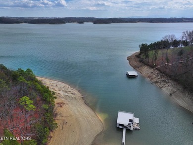 Lovely lake front home on Cherokee Lake on deep clove with year - photo 2