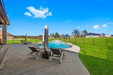 Welcome to this beautifully designed 4-bedroom, 2-bath home in - photo 11