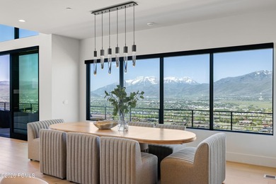 Perched at the high point of a private cul-de-sac in Red Ledges - photo 11