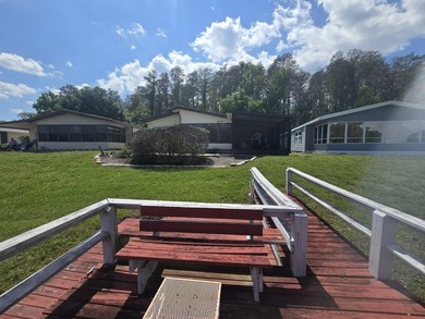 Waterfront living in Silver Dollar Golf and Trap Club, an - photo 12