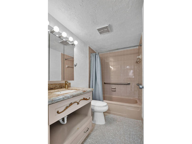 Beautifully renovated ground-floor condo in Palm Springs 2, a - photo 12